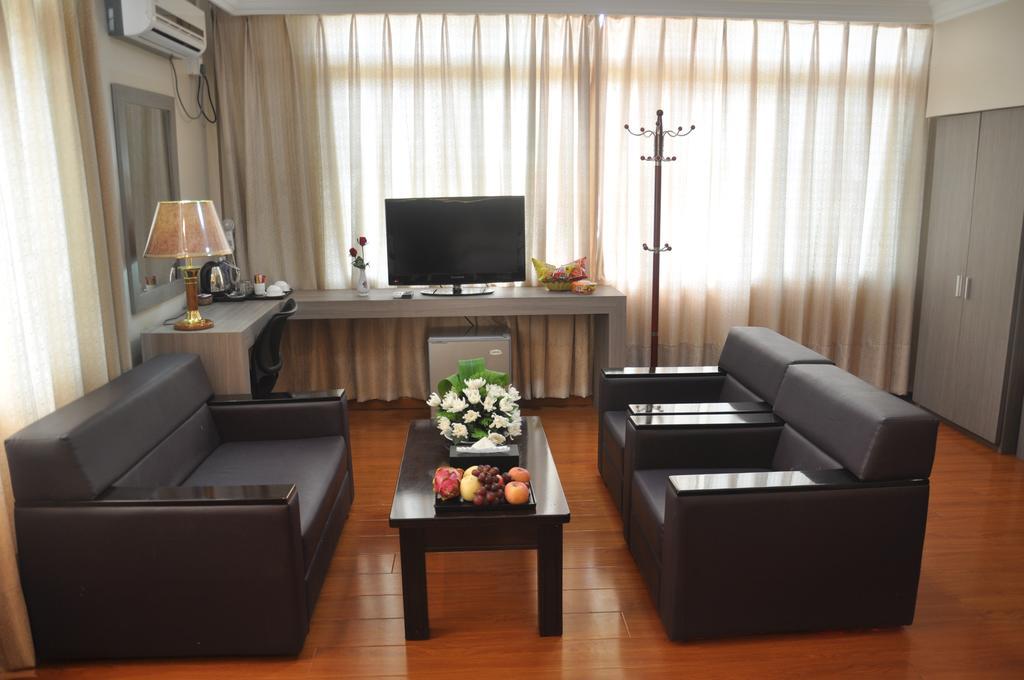 Golden Hill Hotel - Lashio מראה חיצוני תמונה