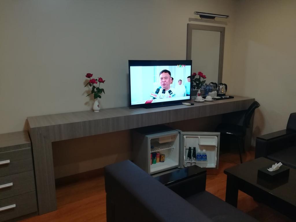 Golden Hill Hotel - Lashio מראה חיצוני תמונה