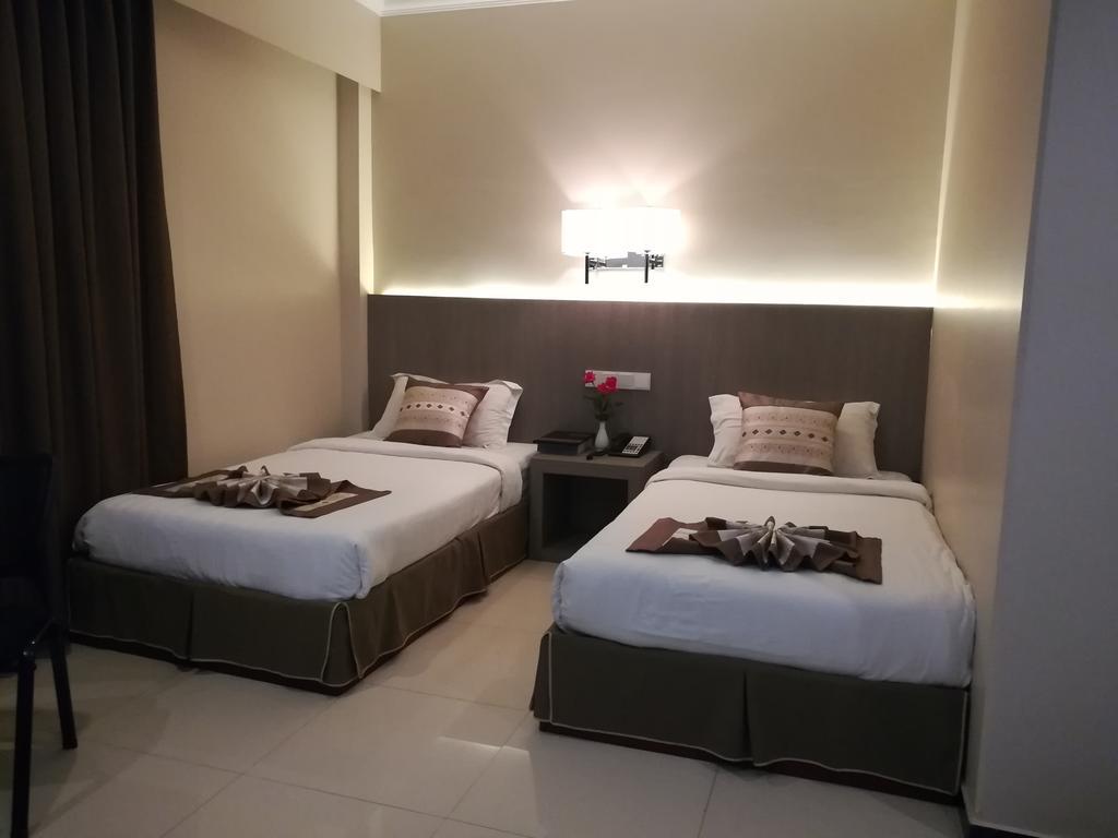 Golden Hill Hotel - Lashio מראה חיצוני תמונה